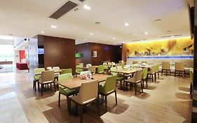 Hampton By Hilton Guangzhou Zhujiang New Town - Free Shuttle Bus To Canton Fair